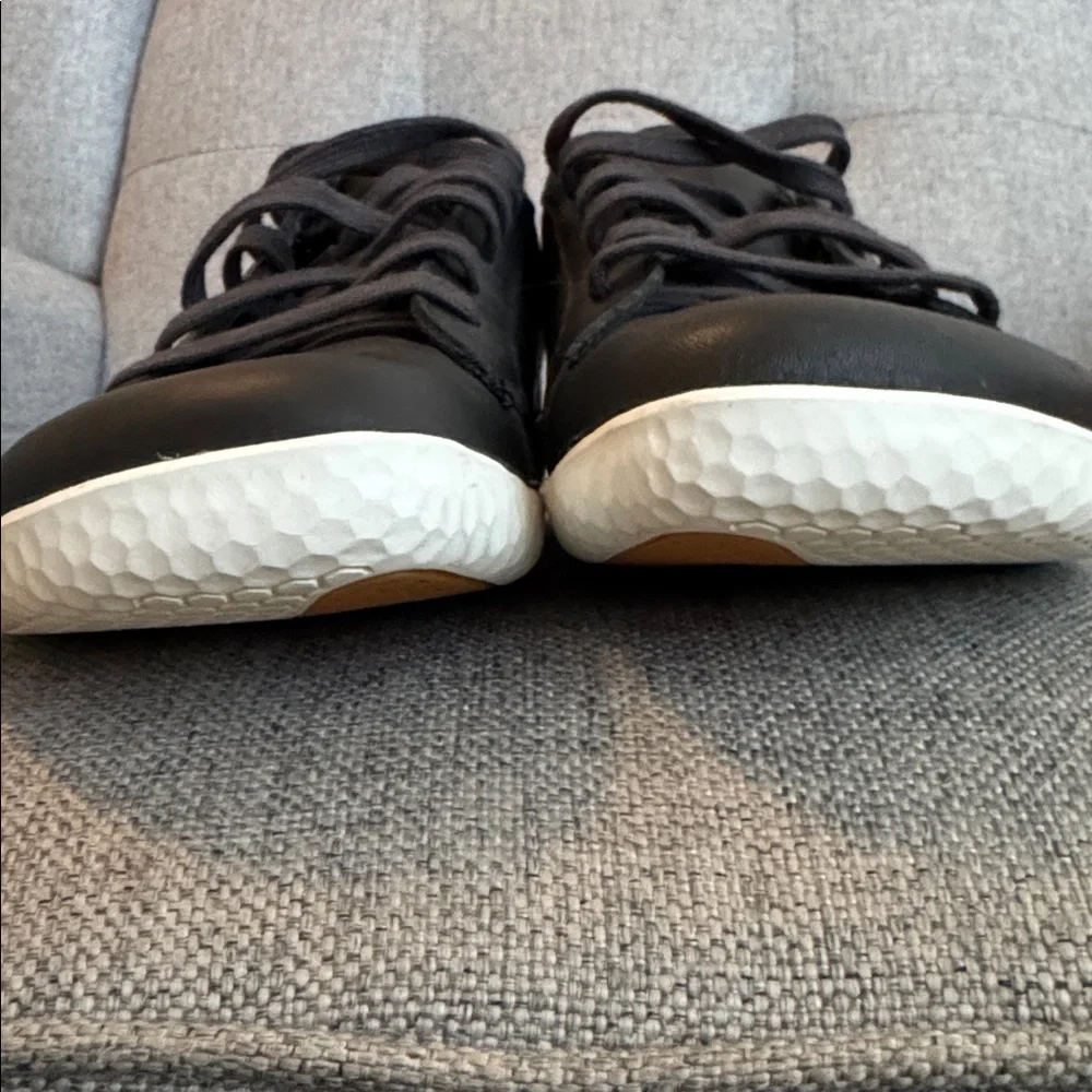 Vivo Barefoot Black Leather Shoes - Picture 15 of 15